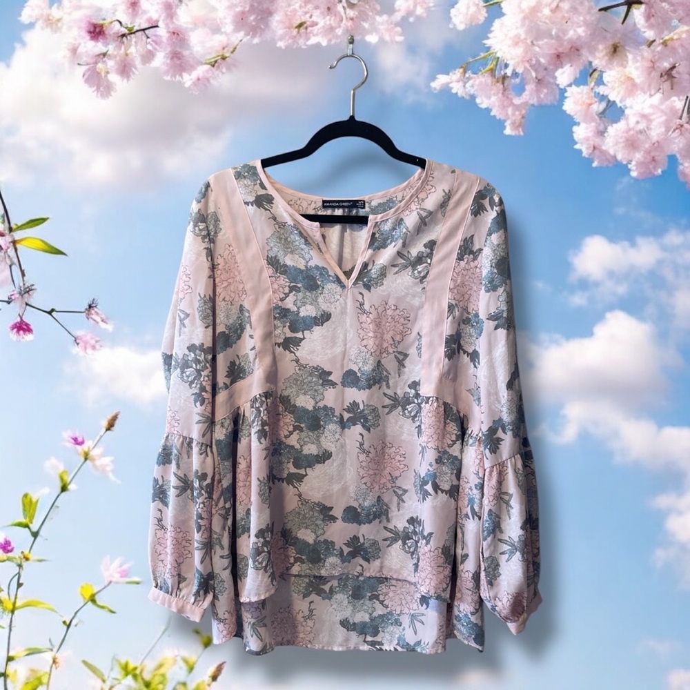 Amanda Green Pink and Gray Bell Sleeve Floral Blouse